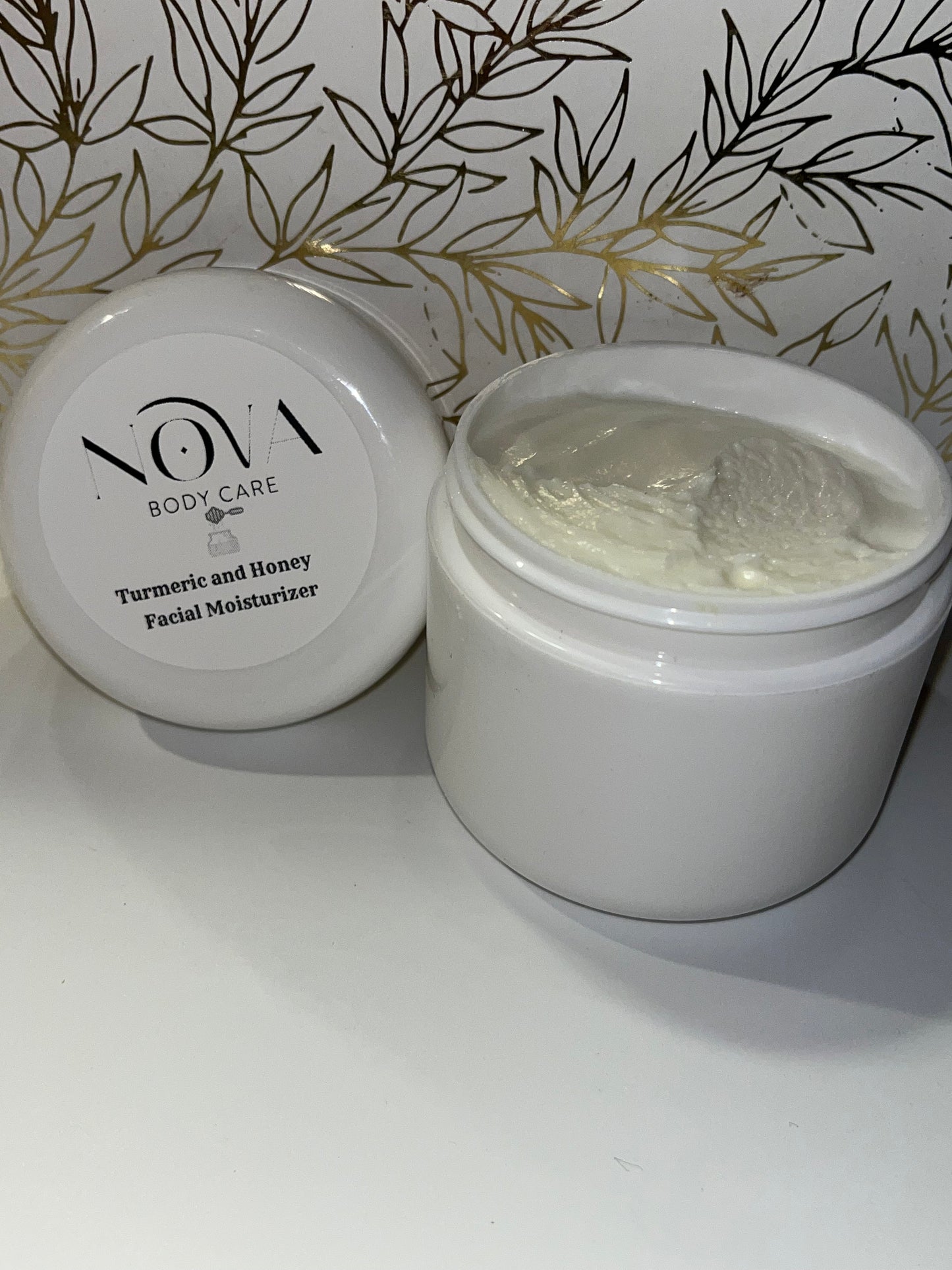Turmeric and Honey Facial Moisturizer